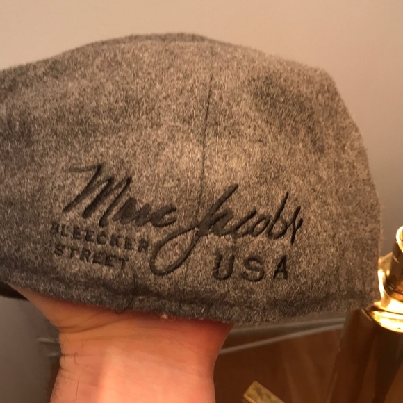 Marc Jacobs fitted hat size 7 5/8 brand new
